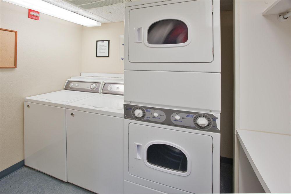 Candlewood Suites Newport News-Yorktown By Ihg Eksteriør bilde
