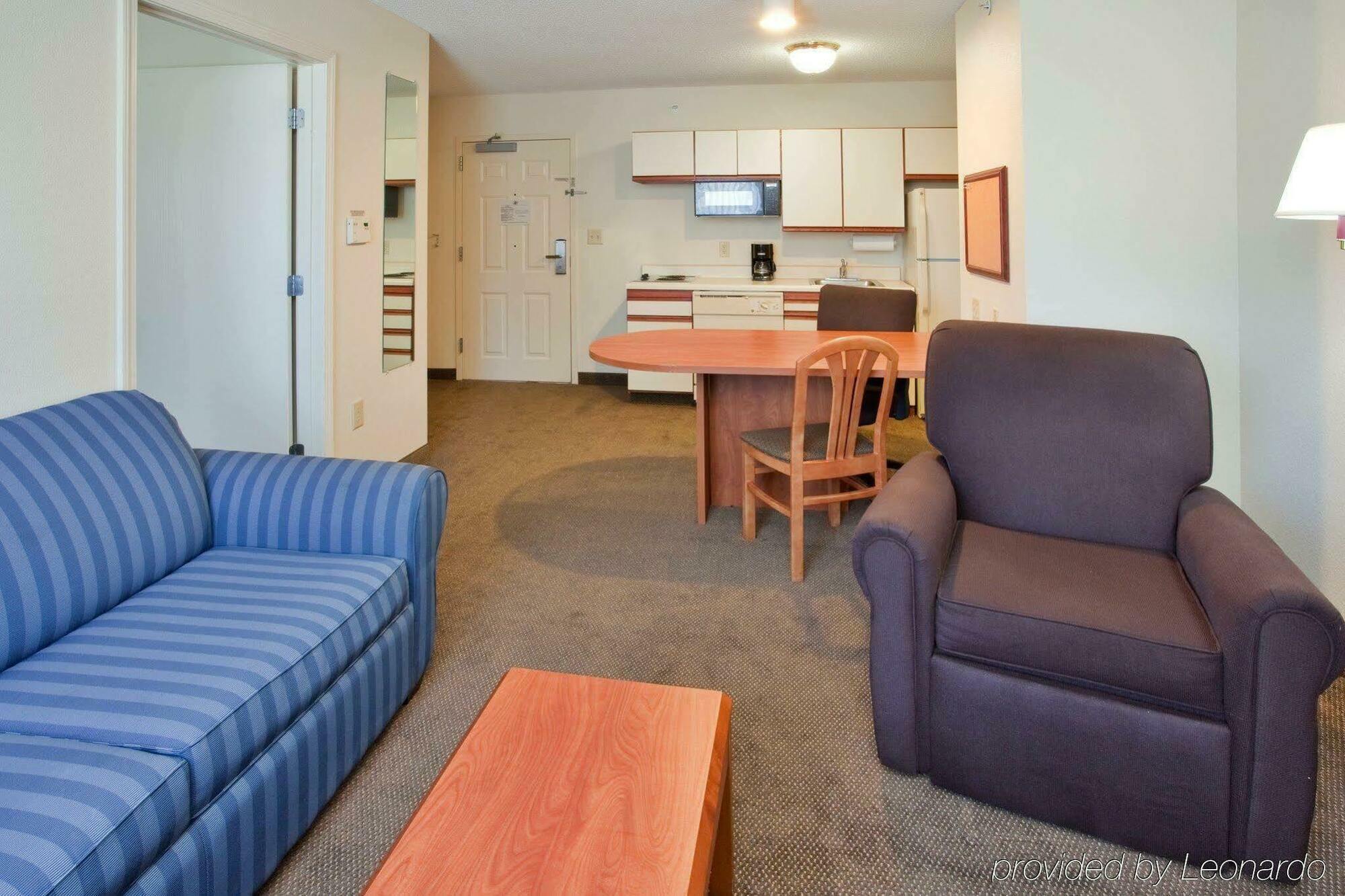 Candlewood Suites Newport News-Yorktown By Ihg Rom bilde