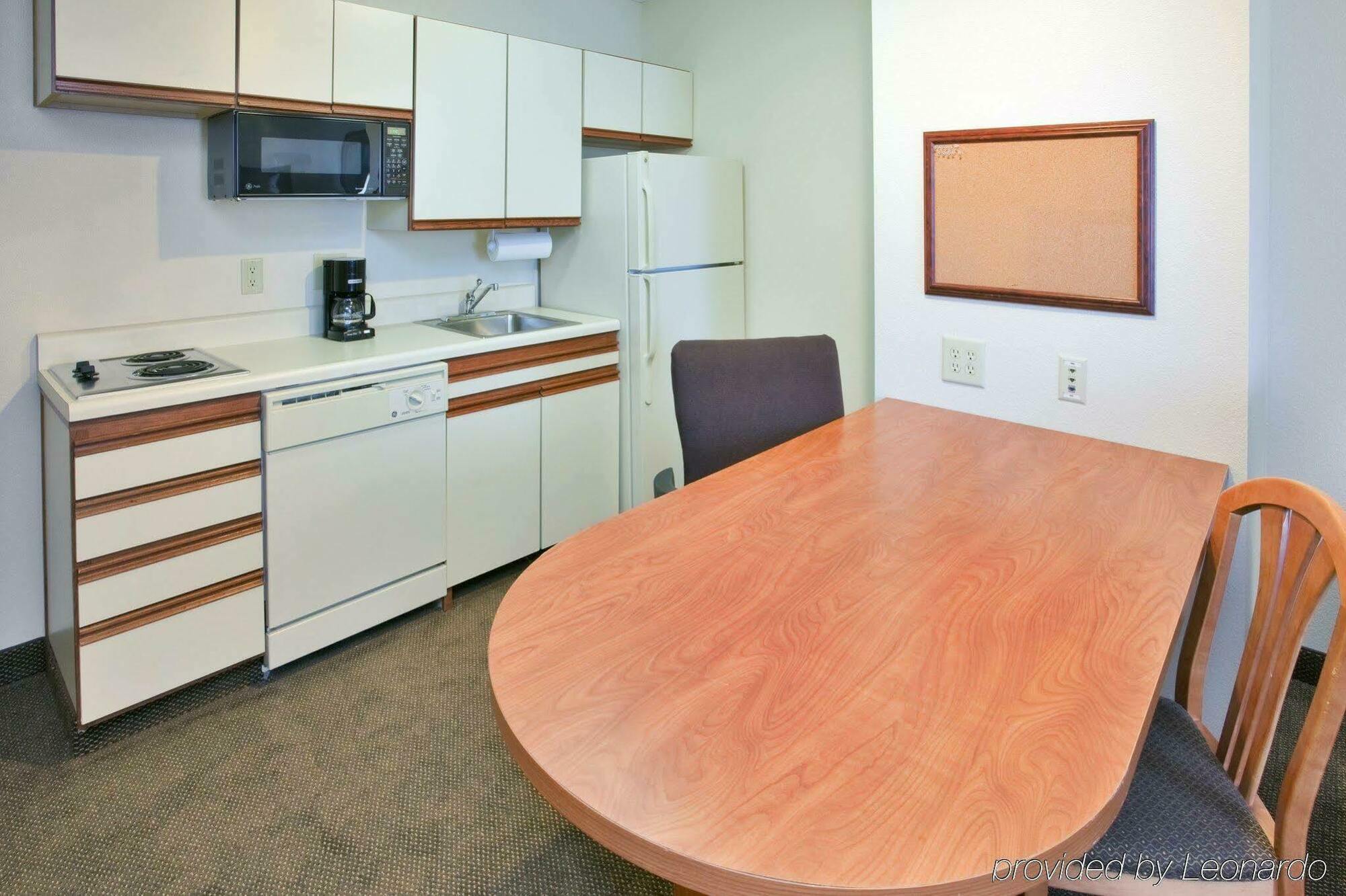 Candlewood Suites Newport News-Yorktown By Ihg Rom bilde